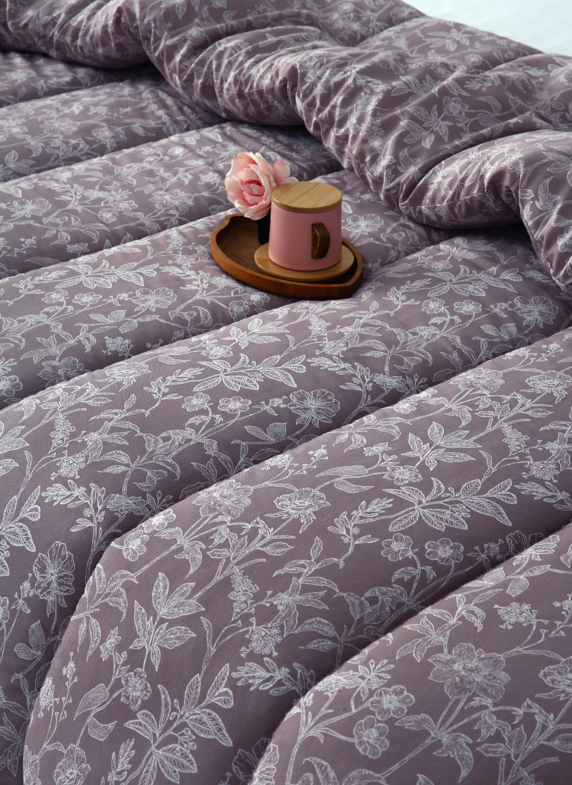 1 PC Double Winter Razai-White Peonies - Image 3