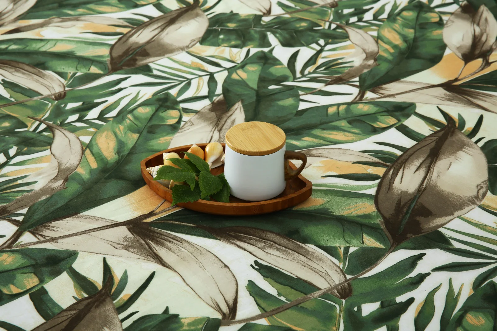 3 PCs Double Bed Sheet-Emerald Feathers - Image 5