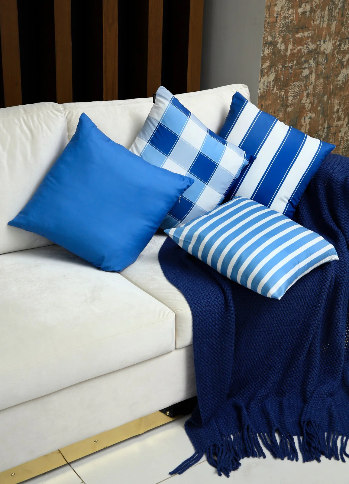 4 PCs Digital Printed Cotton Cushions-Blue Check - Image 4