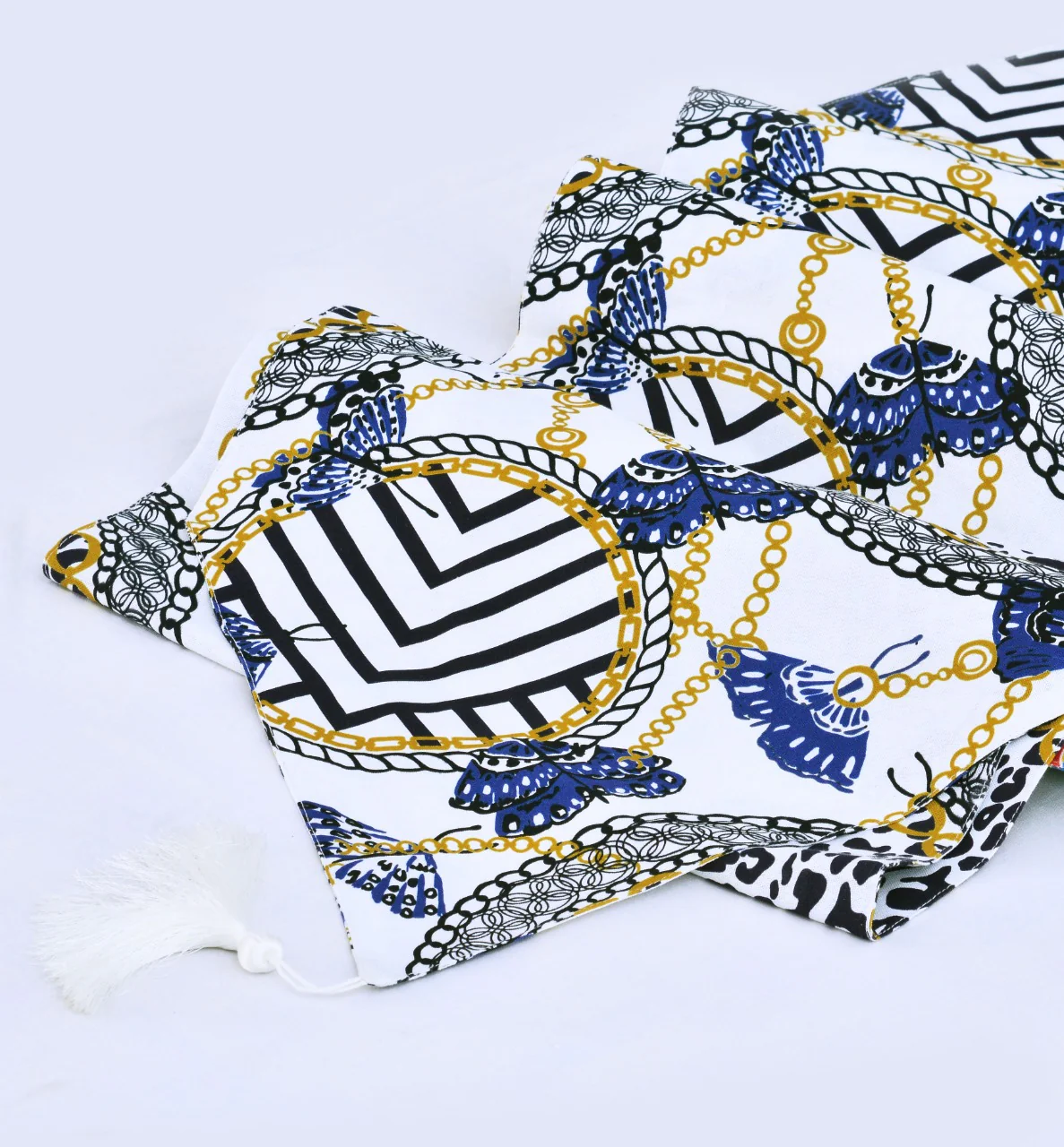 6 & 8 Seater Dining Table Runner-Rings - Image 3