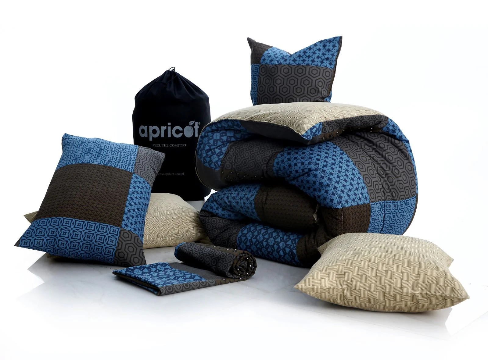 8 PCs Winter Razai Set-Indigo Patchwork - Image 13