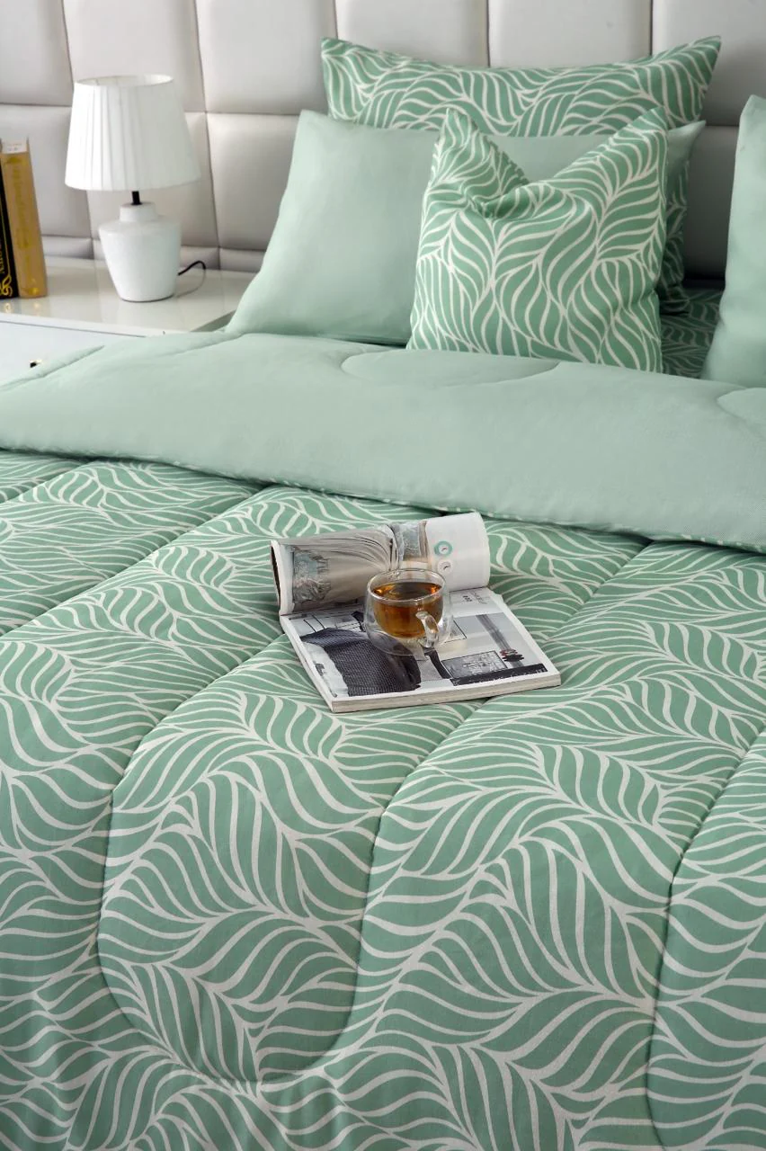 8 PCs Winter Razai Set-Leafy Spiral - Image 10