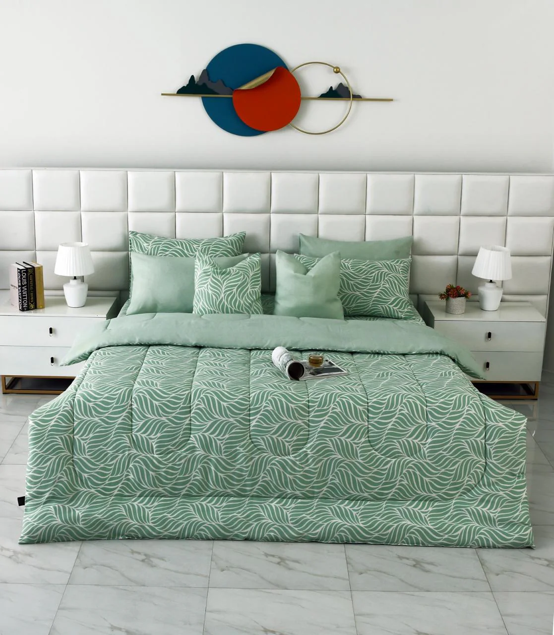 8 PCs Winter Razai Set-Leafy Spiral - Image 4