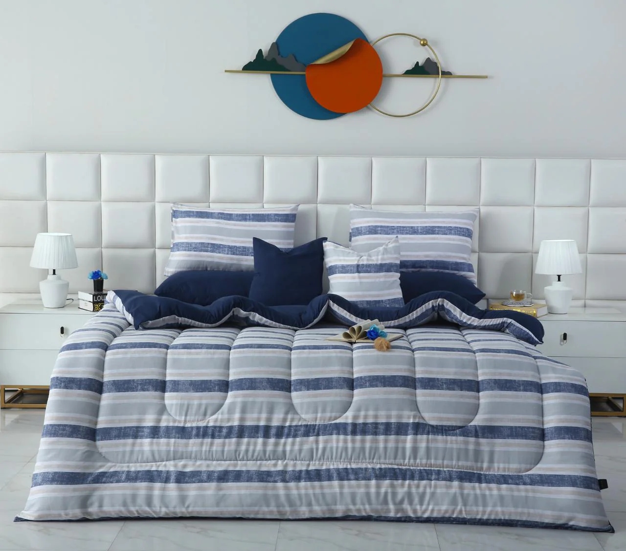 8 PCs Winter Razai Set-Chase Stripe - Image 9