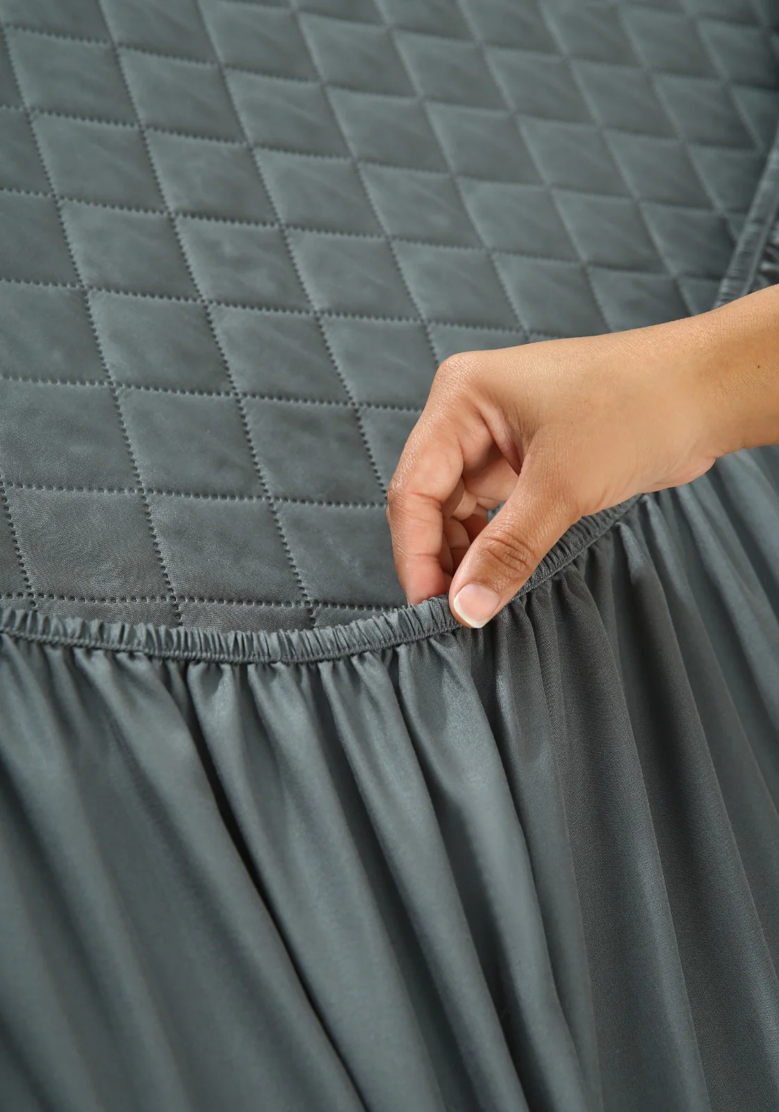 Quilted Waterproof Mattress Protector-GERY - Image 6