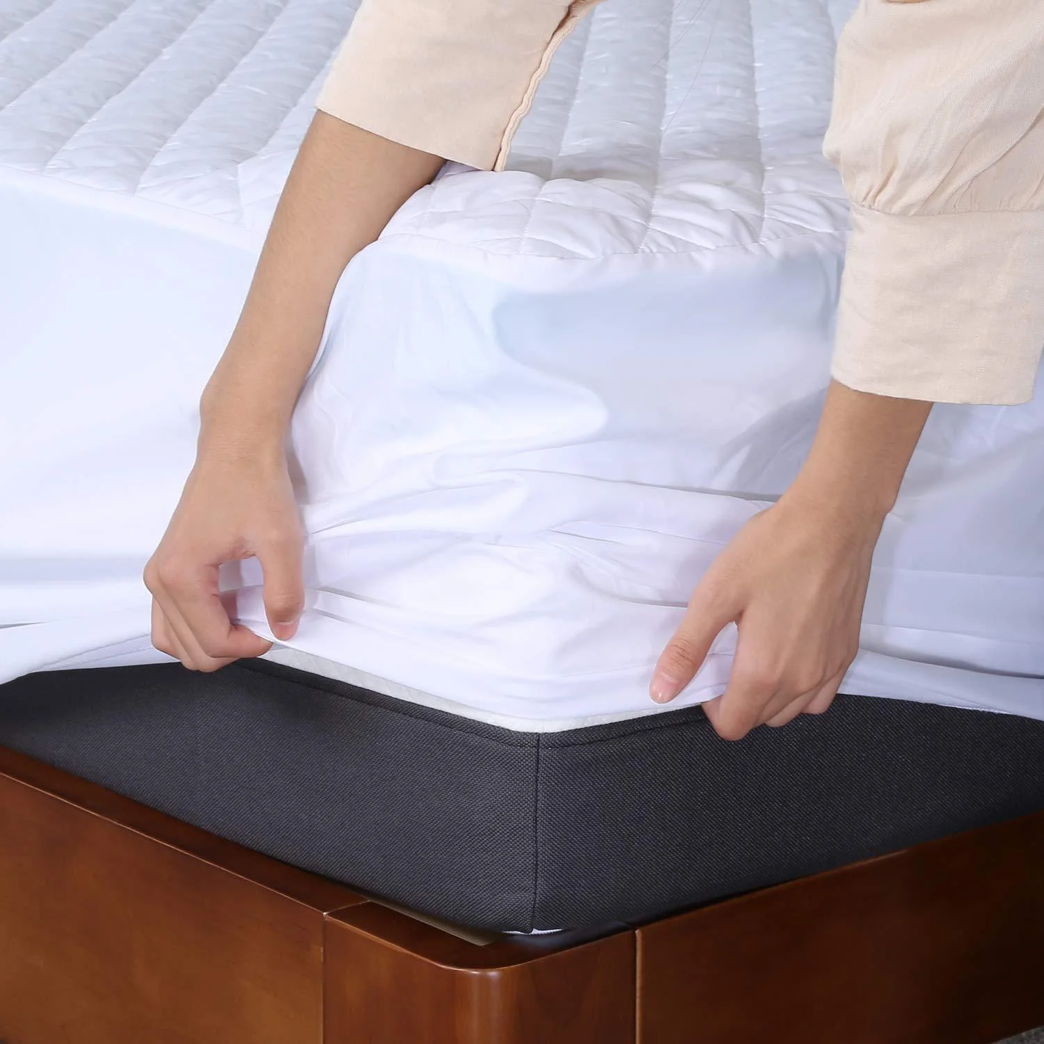 Quilted Waterproof Mattress Protector-White - Image 3